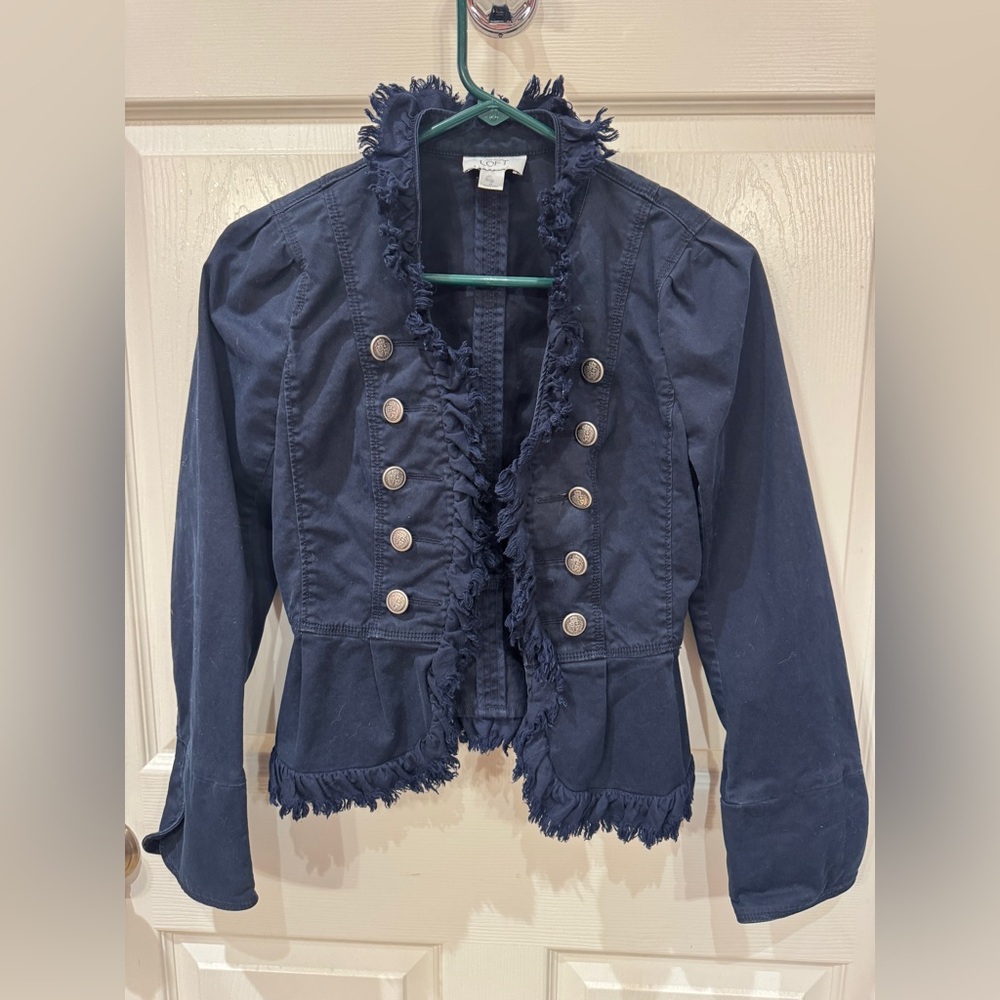 Ann Taylor Loft size 0 Navy Ruffled Blazer